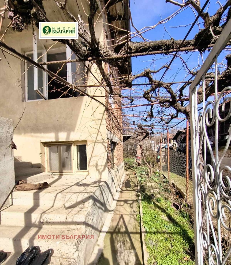 Продава КЪЩА, гр. Дългопол, област Варна