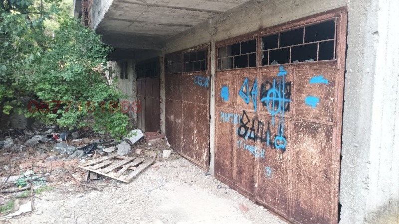 Продава ГАРАЖ, ПАРКОМЯСТО, гр. Плевен, Кайлъка