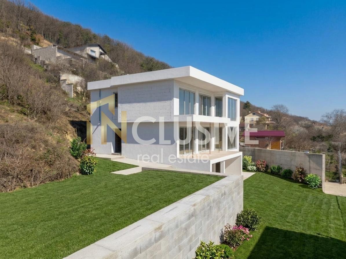 Продава КЪЩА, гр. Варна, м-т Сотира