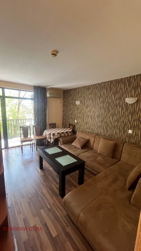 1 quarto k.k. Slantchev briag, região Burgas 1