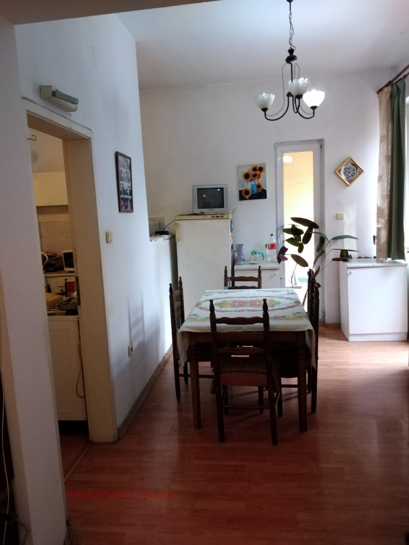 Продава  3-стаен град София , Зона Б-5-3 , 120 кв.м | 30316786