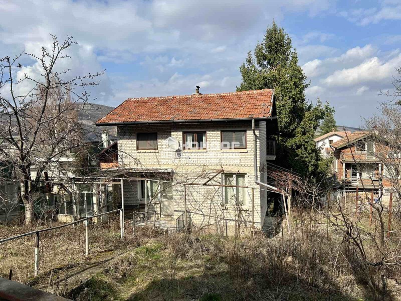 Продава КЪЩА, с. Гълъбово, област Пловдив, снимка 2 - Къщи - 40524301
