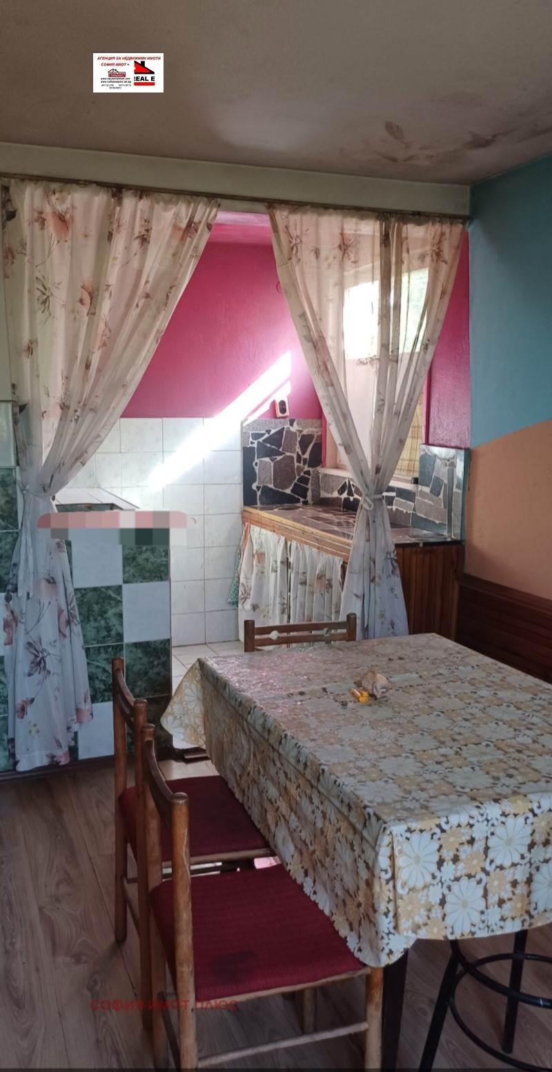 Продава КЪЩА, с. Бабино, област Кюстендил, снимка 13 - Къщи - 52331331