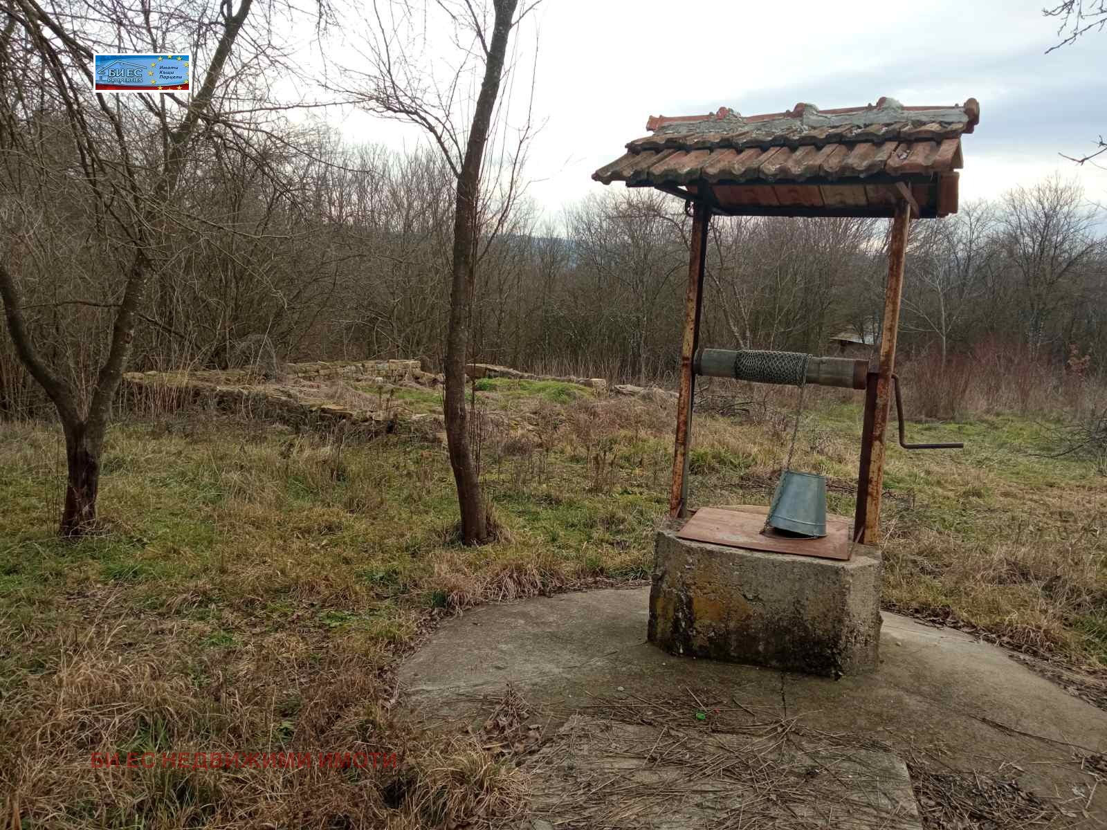 Продава КЪЩА, с. Равнище, област София област, снимка 14 - Къщи - 53640547