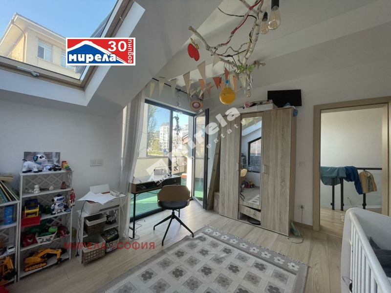 Продава ЗАВЕДЕНИЕ в град София, Център - 220 кв.м / 990 000 € » 1 936 271.70 лв., МИРЕЛА - СОФИЯ