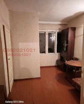 2 Schlafzimmer Twardi liwadi, Pernik