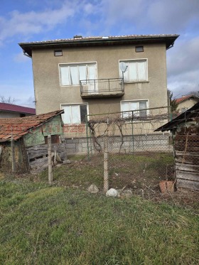 Къща гр. Костинброд, област София 3