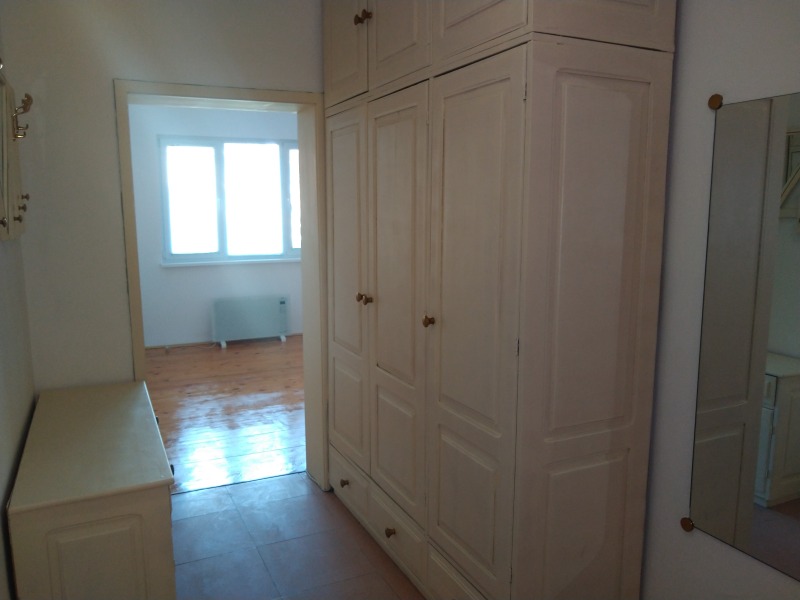 Te koop  2 slaapkamers Sofia , Reduta , 120 m² | 20022987 - afbeelding [6]