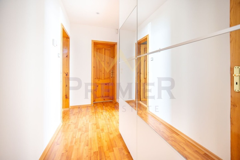 Продава КЪЩА, гр. Балчик, област Добрич, снимка 8 - Къщи - 53074896