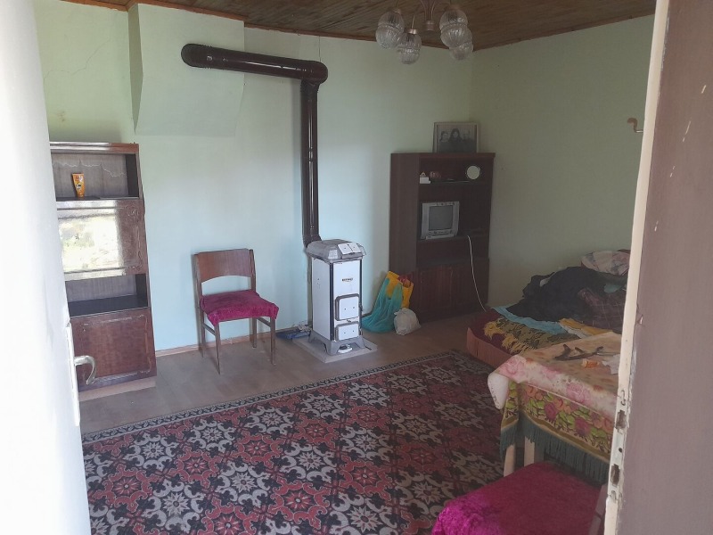 Продава КЪЩА, с. Гюльовца, област Бургас, снимка 6 - Къщи - 53218043