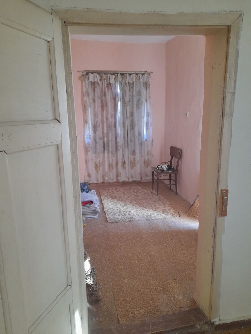 Продава КЪЩА, с. Гюльовца, област Бургас, снимка 11 - Къщи - 53218043