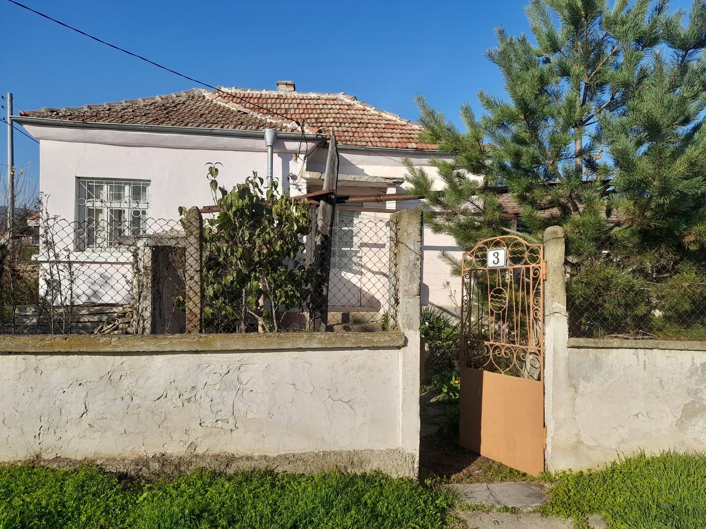 Продава КЪЩА, с. Гюльовца, област Бургас, снимка 2 - Къщи - 53675061