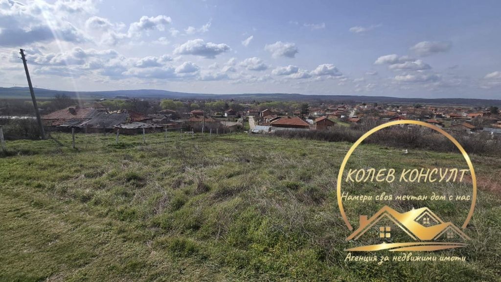 Продава ПАРЦЕЛ, с. Златополе, област Хасково