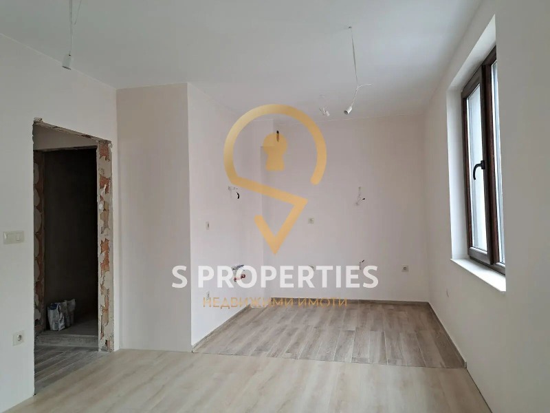 Продава 2-СТАЕН в град Варна, Кайсиева градина - 58 кв.м / 134 000 € » 262 081.22 лв., ЕС ПРОПЪРТИС