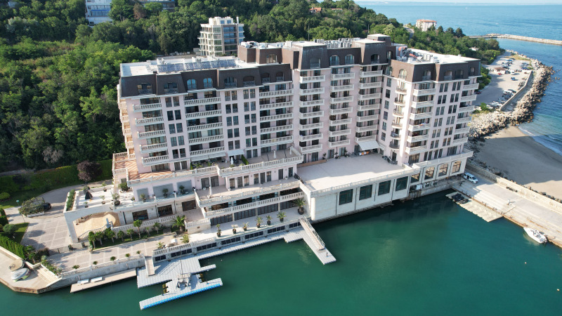 Продава 3-СТАЕН в град Варна, к.к. Слънчев ден - 155 кв.м / При запитване, ЛАБОРАТОРИЯ НЕДВИЖИМИ ИМОТИ
