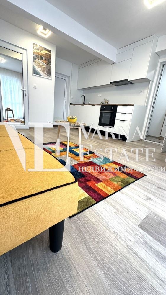 Продава  2-стаен град Варна , Централна поща , 42 кв.м | 62675144