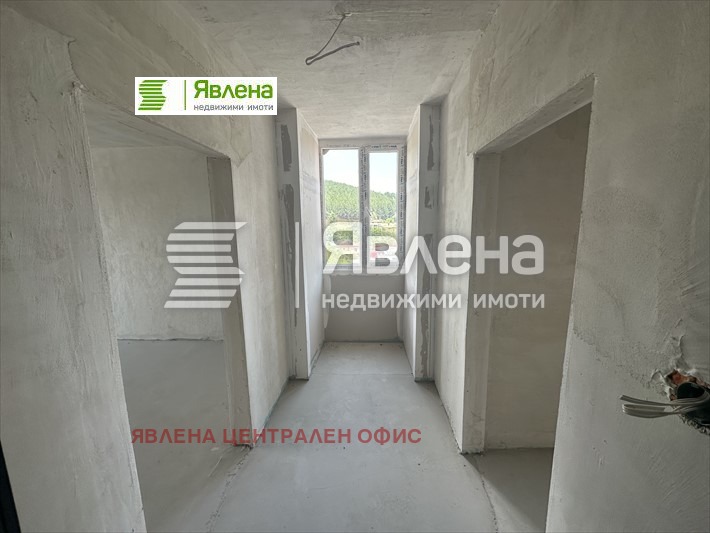 Продава 3-СТАЕН, гр. Перник, Изток, снимка 2 - Aпартаменти - 47443344