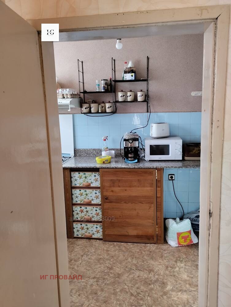 Продава ЕТАЖ ОТ КЪЩА, гр. Айтос, област Бургас, снимка 5 - Етаж от къща - 53521280