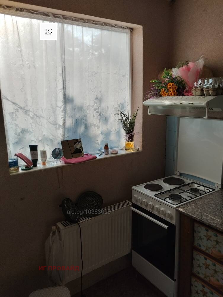 Продава ЕТАЖ ОТ КЪЩА, гр. Айтос, област Бургас, снимка 6 - Етаж от къща - 53521280