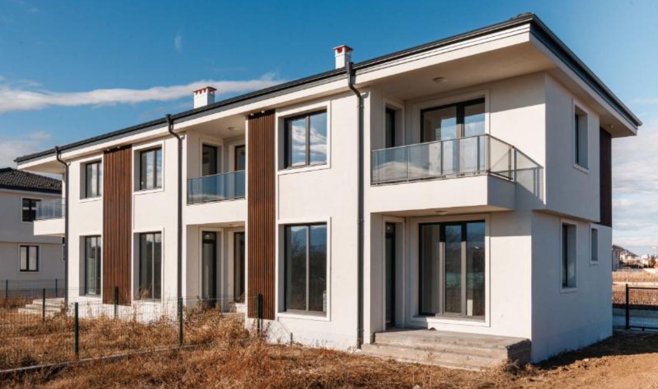 Продава КЪЩА, гр. Пловдив, Беломорски, снимка 2 - Къщи - 49947247