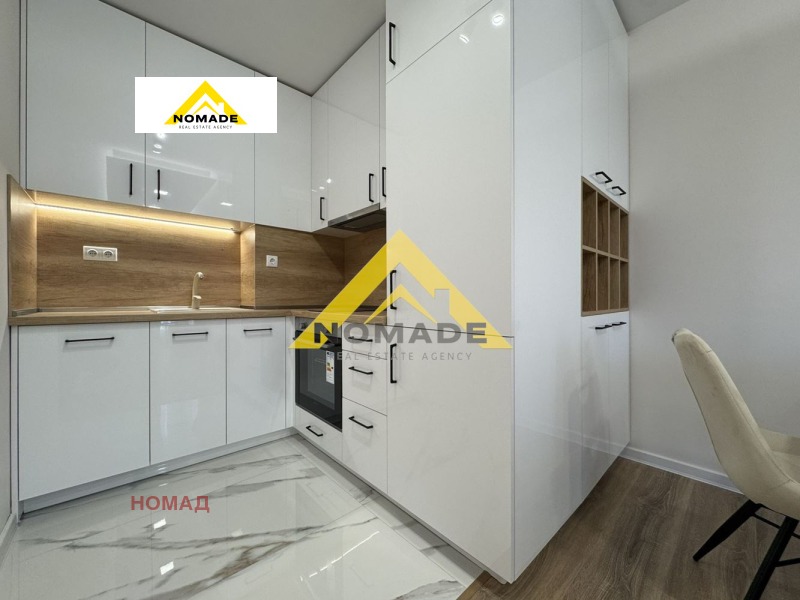 Продава 2-СТАЕН, гр. Пловдив, Остромила, снимка 3 - Апартаменти - 52705557