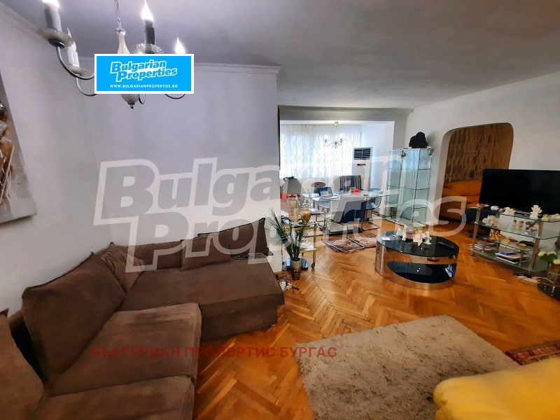 Продава 3-СТАЕН, гр. Бургас, Лазур, снимка 3 - Апартаменти - 53165075