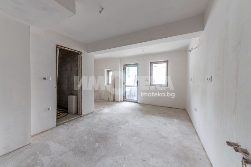 Продава ОФИС, гр. Варна, Цветен квартал, снимка 9 - Офиси - 52279275