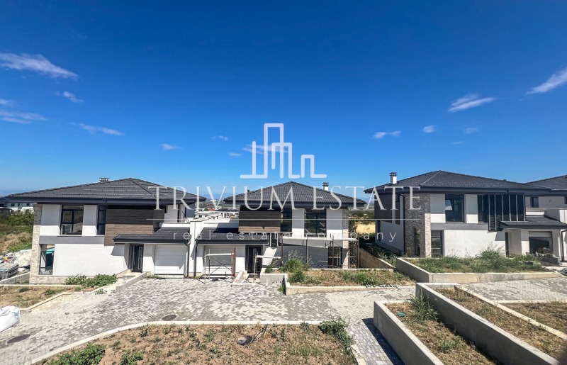 Продава КЪЩА, с. Марково, област Пловдив