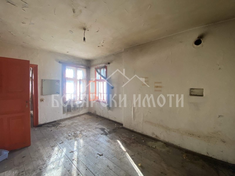 Продава КЪЩА, гр. Велико Търново, Център, снимка 7 - Къщи - 52812127