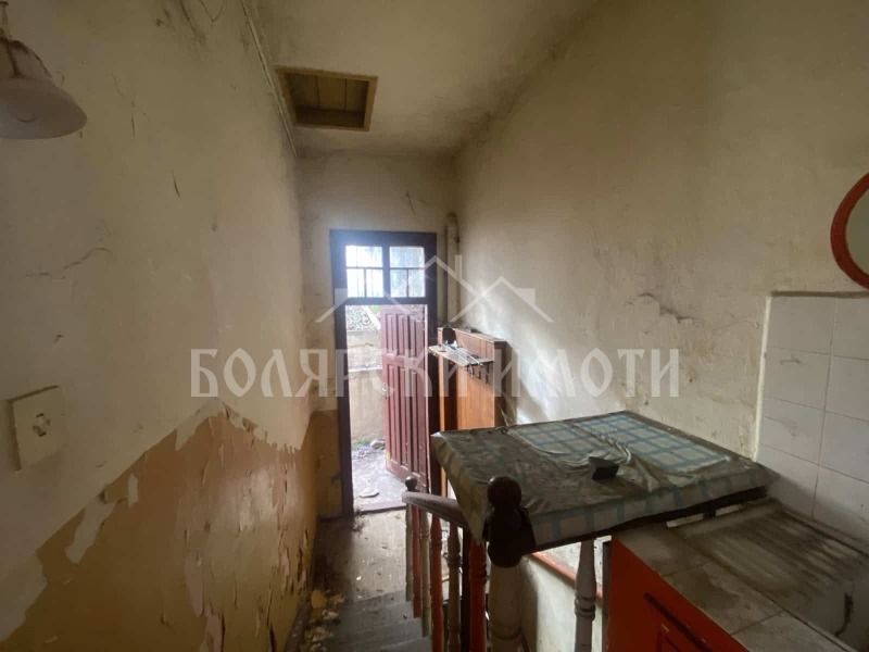 Продава КЪЩА, гр. Велико Търново, Център, снимка 10 - Къщи - 52812127