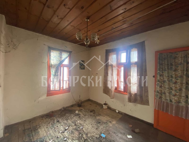 Продава КЪЩА, гр. Велико Търново, Център, снимка 6 - Къщи - 52812127