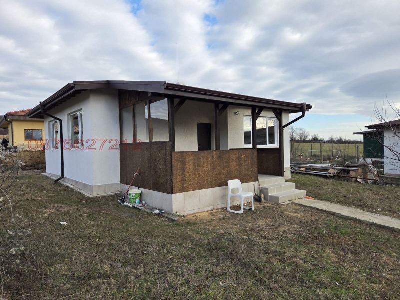 Продава КЪЩА, с. Осеново, област Варна