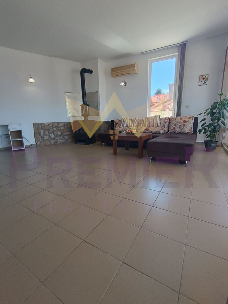 Продава КЪЩА, с. Соколово, област Добрич, снимка 7 - Къщи - 54354903