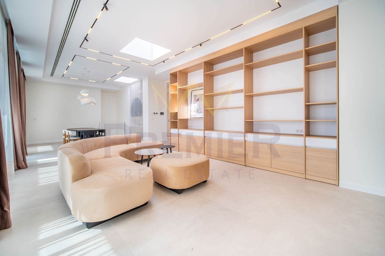 Продава МНОГОСТАЕН, гр. Варна, Чайка, снимка 3 - Апартаменти - 54364461