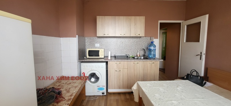 Продава  1-стаен град Плевен , Широк център , 40 кв.м | 62718477 - изображение [4]