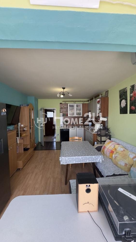 Продава 3-СТАЕН, гр. Бургас, Славейков, снимка 2 - Апартаменти - 54145261