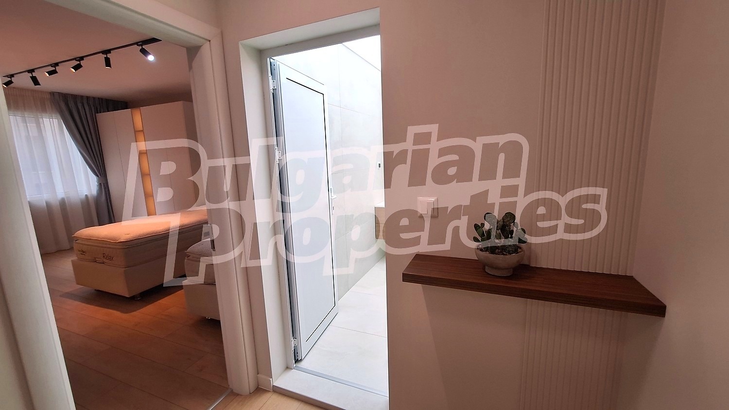 Продава 3-СТАЕН, гр. Варна, Център, снимка 16 - Апартаменти - 53957254