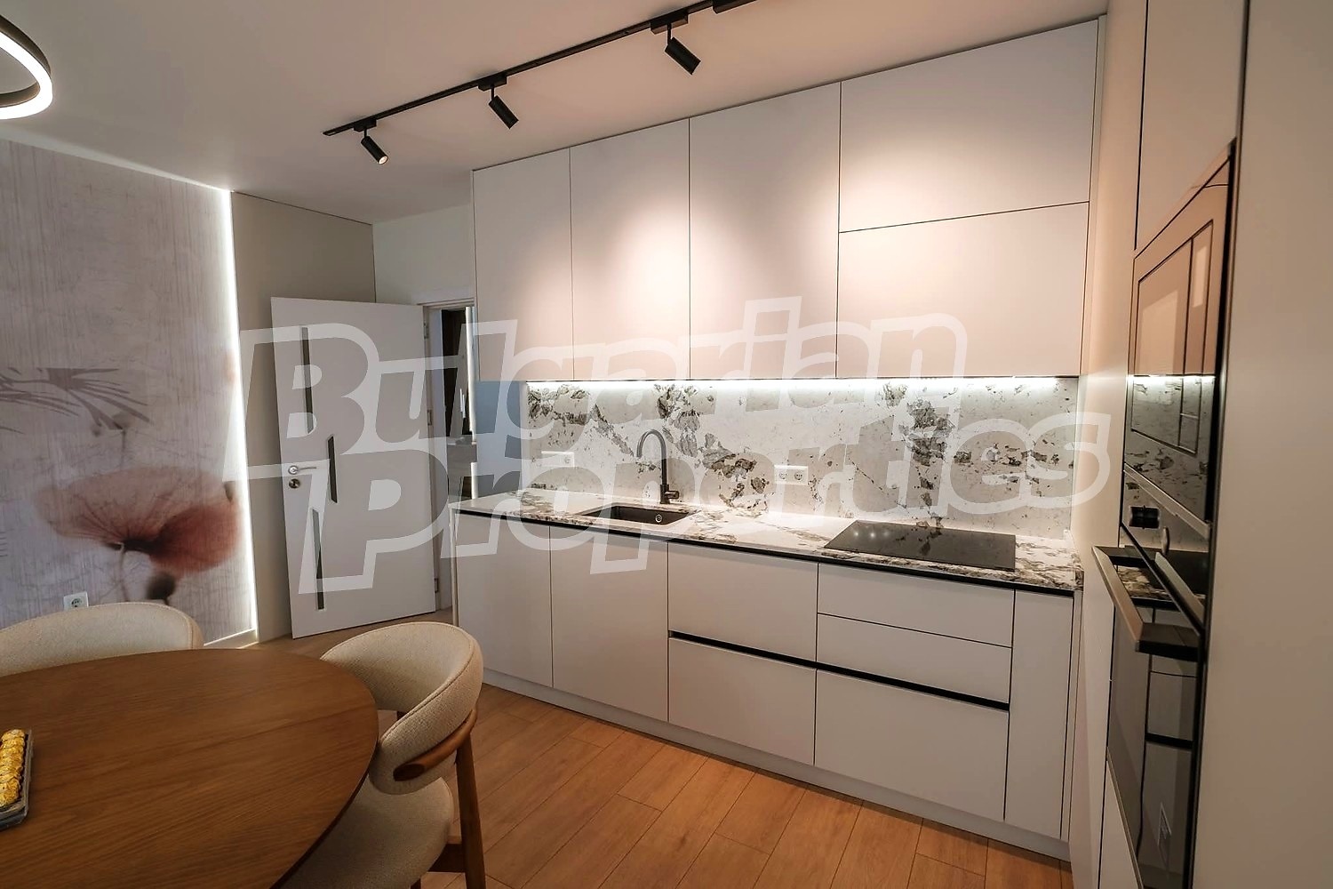 Продава 3-СТАЕН, гр. Варна, Център, снимка 11 - Апартаменти - 53957254