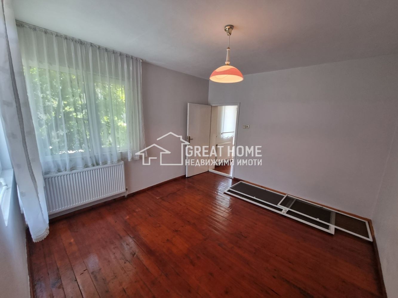 Продава ЕТАЖ ОТ КЪЩА, гр. Търговище, Център, снимка 5 - Етаж от къща - 53775779