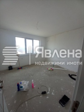 Talo Rogatševo, Dobrichin alue 8
