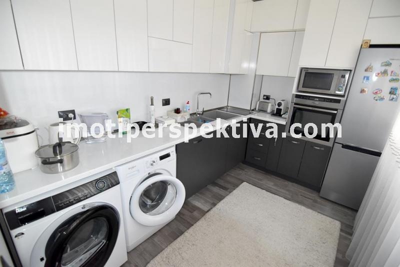 Продава 2-СТАЕН, гр. Пловдив, Кючук Париж