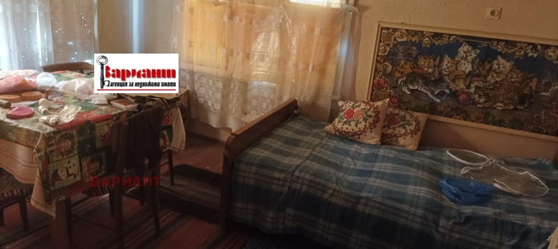 Продава  Етаж от къща област Пазарджик , гр. Панагюрище , 100 кв.м | 41371357 - изображение [4]