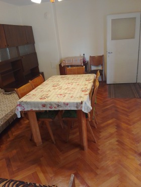 2 slaapkamers Tsentar, Razgrad 1