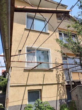 Продажба на къщи в област Добрич — страница 2 - изображение 9 