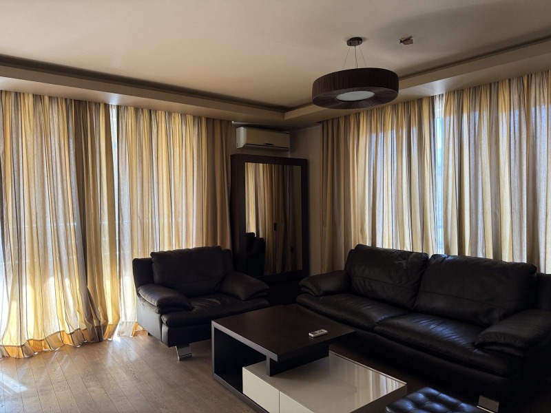 Продава 3-СТАЕН, град София, Витоша • 358000 € / 700187.14 лв. • 88485399 1