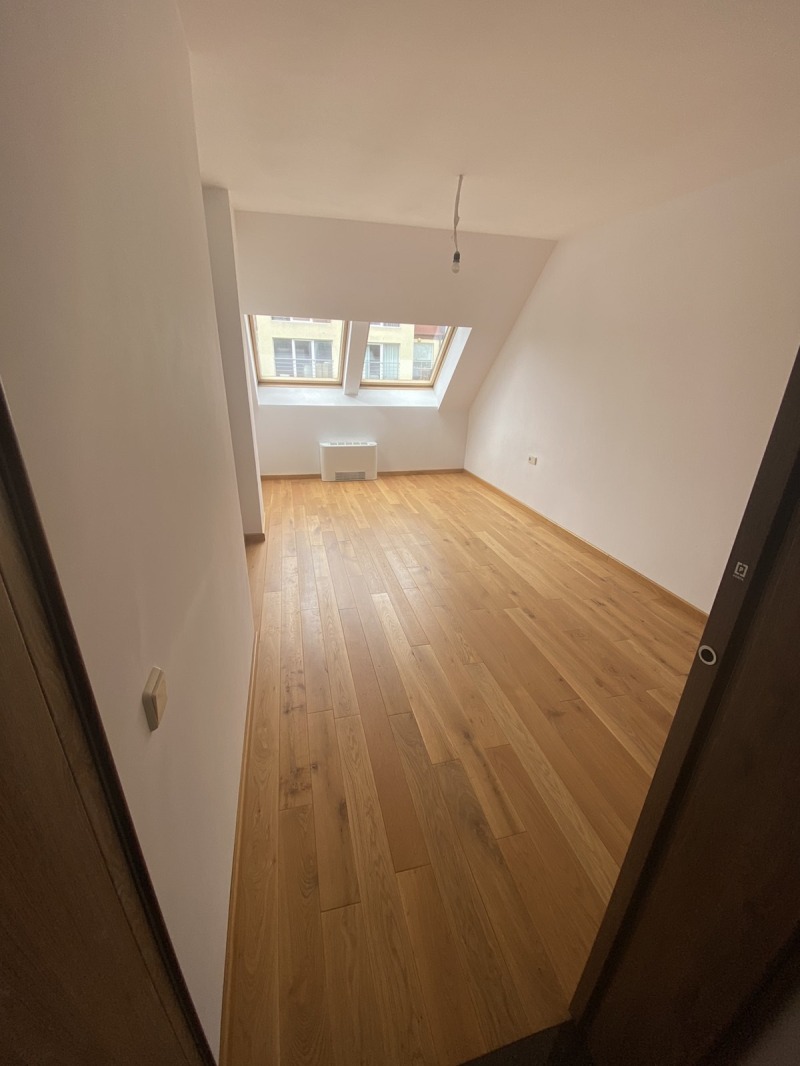 Te koop  Maisonnette Sofia , Zona B-18 , 190 m² | 49959981 - afbeelding [10]