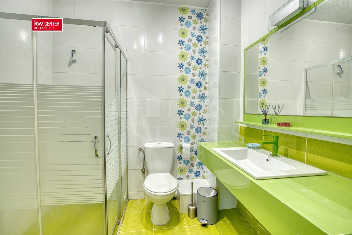 Продава КЪЩА, гр. София, м-т Детски град, снимка 11 - Къщи - 52089391
