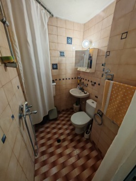 1 bedroom Vazrazhdane, Burgas 7