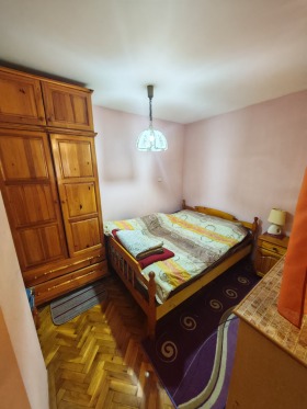 1 Schlafzimmer Wazraschdane, Burgas 5