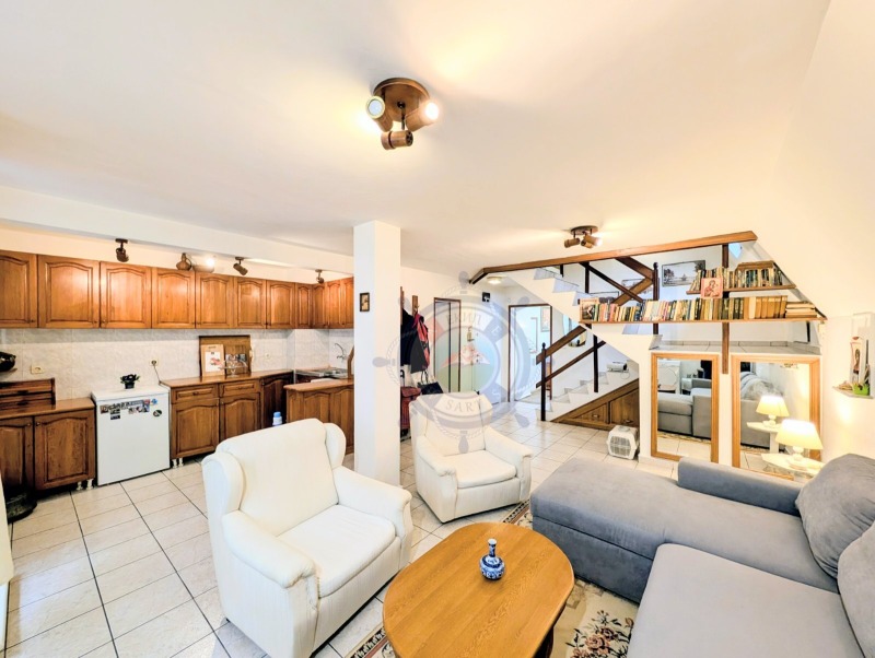 Продава 4-СТАЕН в град Варна, Спортна зала - 95 кв.м / 285 000 € » 557 411.55 лв., ЕКИП САРТ